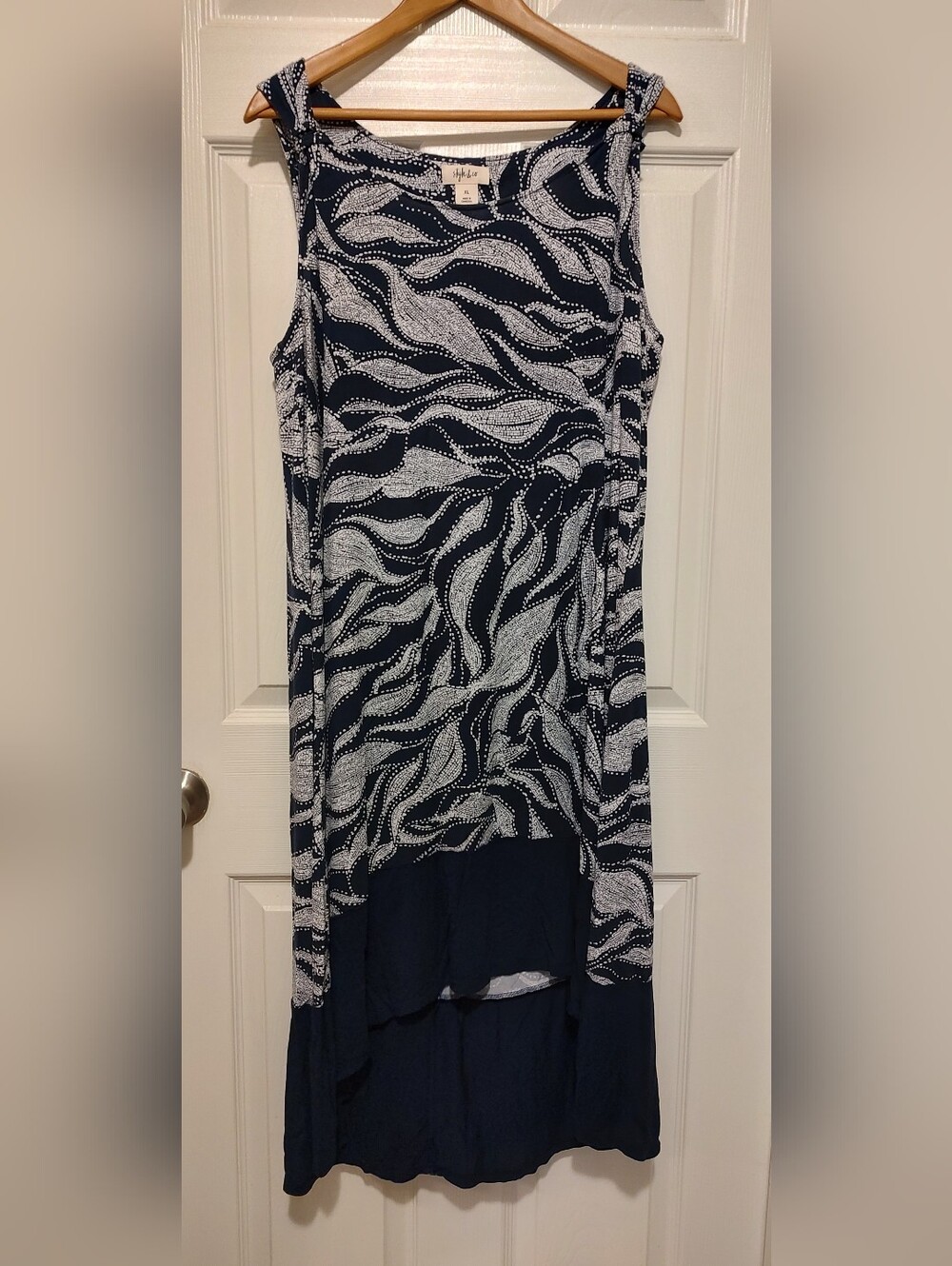 Sleeveless Navy & White Wave-Print Dress